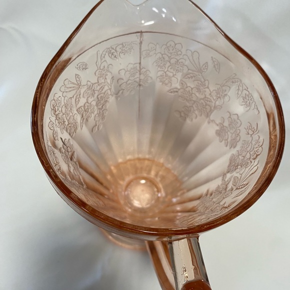 Depression Glass 1930-39 - Cherry Blossom Pink Glass Pitcher - Picture 7 of 7